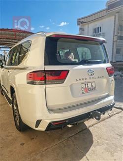 تويوتا لاندكروزر